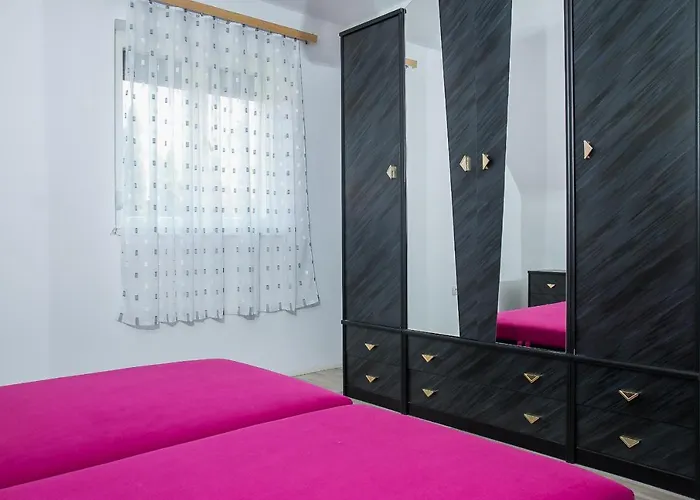 Familia Nyaralo 163 Holiday home *